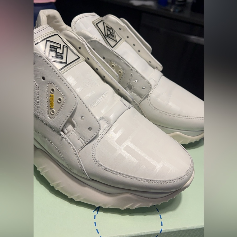 FENDI men sneakers